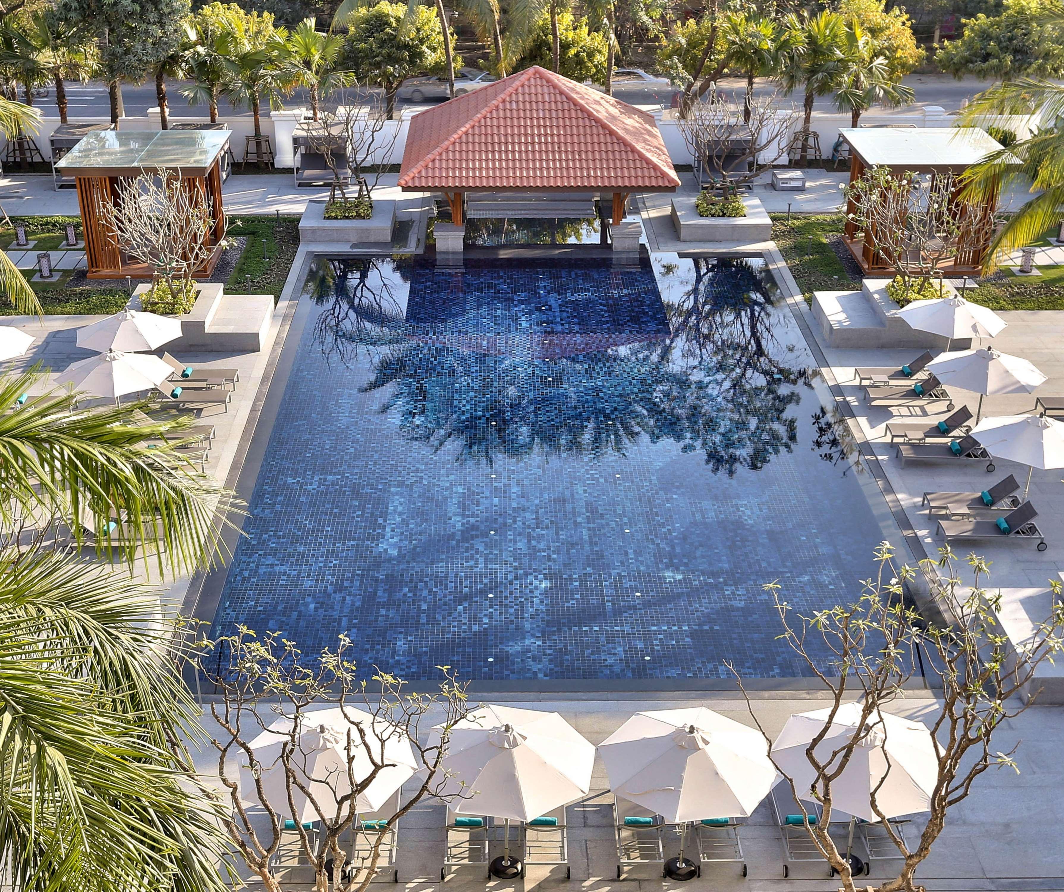 Hilton Mandalay Hotel Exterior photo